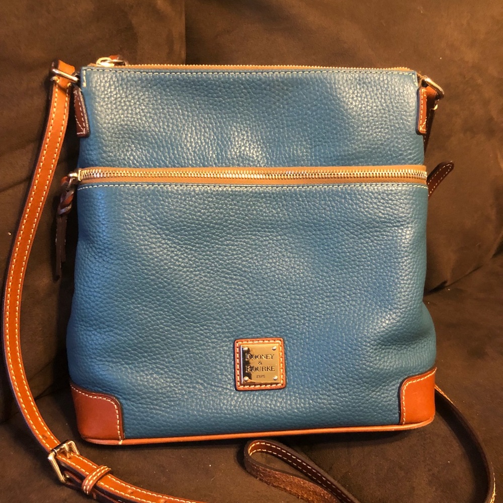 Dooney & Bourke crossbody